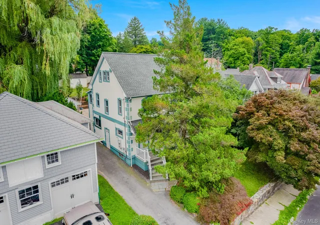 Photo 3 of Single family home for sale at 211 Pomeroy St, Peekskill, NY 10566 | MLS# 1025737 | Listing updated on 2026-10-14