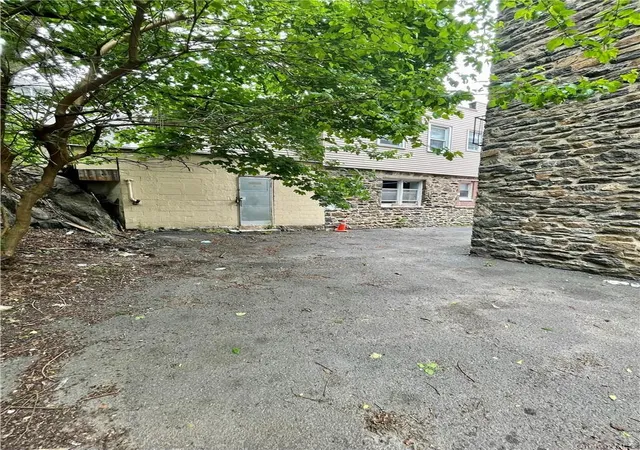 29th image of 27 Fox Island Rd, Rye Town, NY 10573 | MLS# 1025744