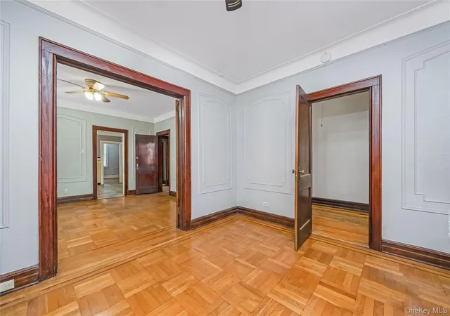 Listing Photo 4 - Condo for sale in building located at 59-56 57th Rd, New York, NY 11378