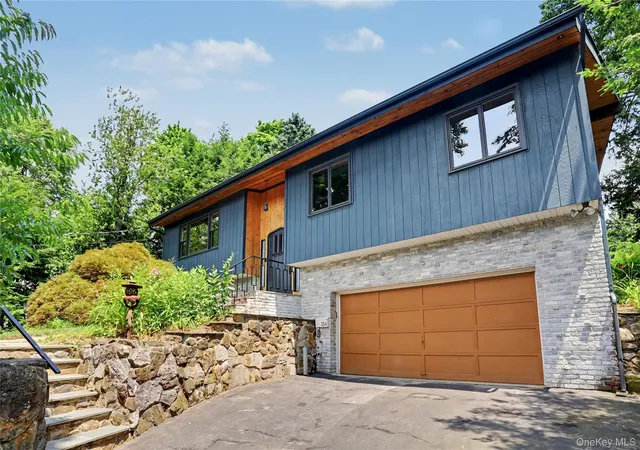 Photo 2 of Sale Pending at 354 Commerce St, Mount Pleasant, NY 10532 | MLS# 1025773 | Listing updated on 2026-08-06