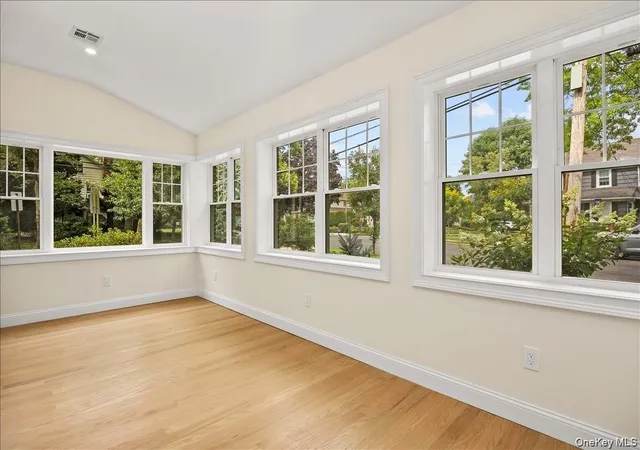 Photo 4 of Sale Pending at 78 Ontario Rd, North Hempstead, NY 11001 | MLS# 1025777 | Listing updated on 2026-10-13