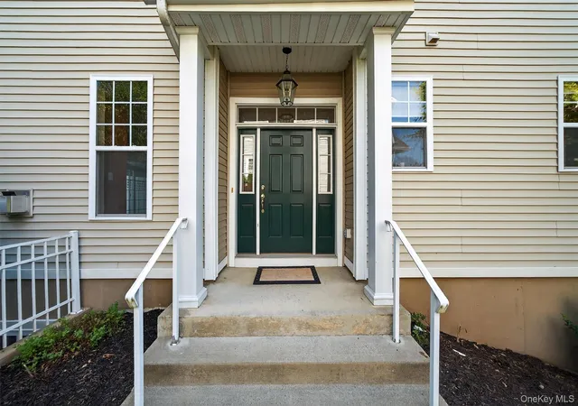 5th image of 8 Green Ct, Middletown, NY 10940 | MLS# 1025794