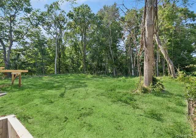 Photo 3 of Single family home for sale at 129 Cedar Ln, Medford, NY 11763 | MLS# 1025797 | Listing updated on 2026-07-18