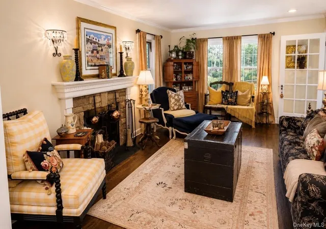 Photo 3 of Sale Pending at 158 Wilson Ave, North Hempstead, NY 11590 | MLS# 1025810 | Listing updated on 2026-09-30