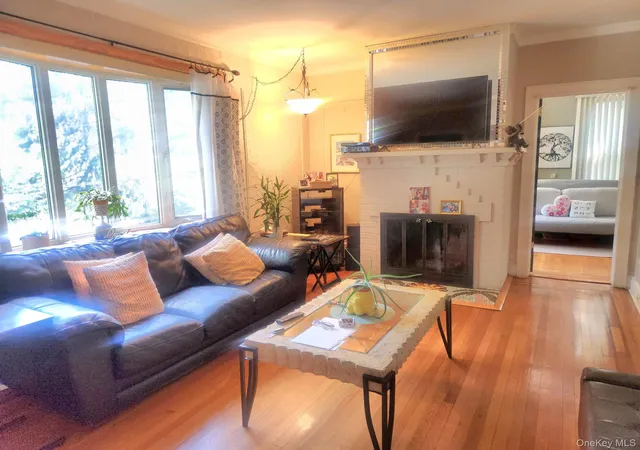 Photo 3 of Single family home for sale at 15 Rumsey Rd, Yonkers, NY 10705 | MLS# 1025815 | Listing updated on 2026-07-28