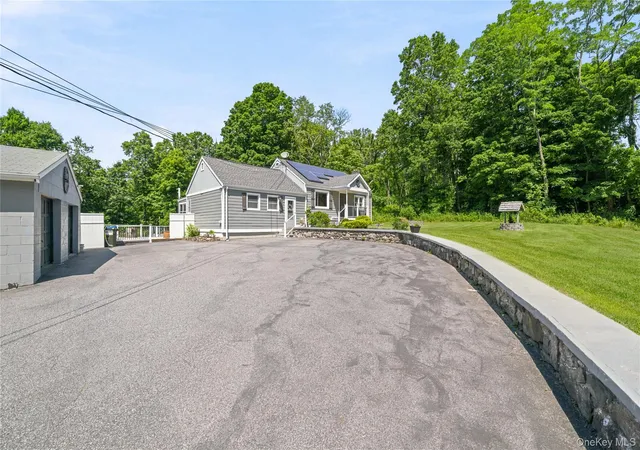 Homes for sale in Blooming Grove, NY | 2084 State Route 94, Blooming Grove, NY 12577 | MLS# 1025818