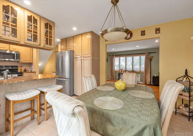 Photo 4 of Sale Pending at 2631 Fox Rd, Hempstead, NY 11510 | MLS# 1025824 | Listing updated on 2026-07-30