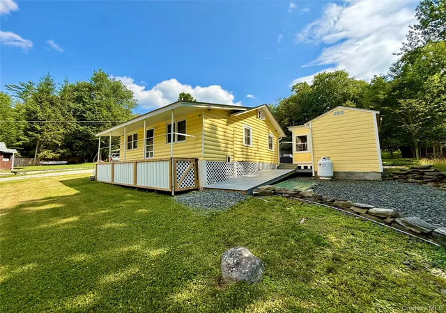 Photo 5 of Single family home for sale at 5 Liberty Pl N, Smallwood, NY 12778 | MLS# 1025829 | Listing updated on 2026-07-17