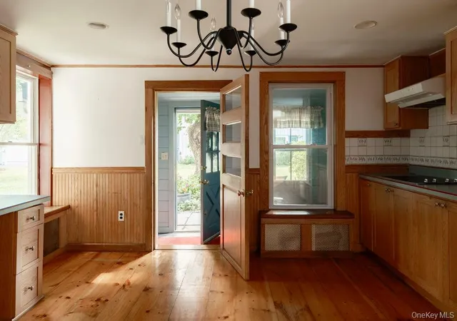 Photo 3 of Single family home for sale at 2327 Salt Point Turnpike, Clinton, NY 12514 | MLS# 1025832 | Listing updated on 2026-09-30