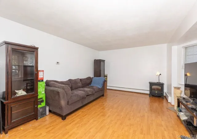 Photo 4 of Sale Pending at 250 Clarice Blvd, Islip, NY 11741 | MLS# 1025865 | Listing updated on 2026-09-12