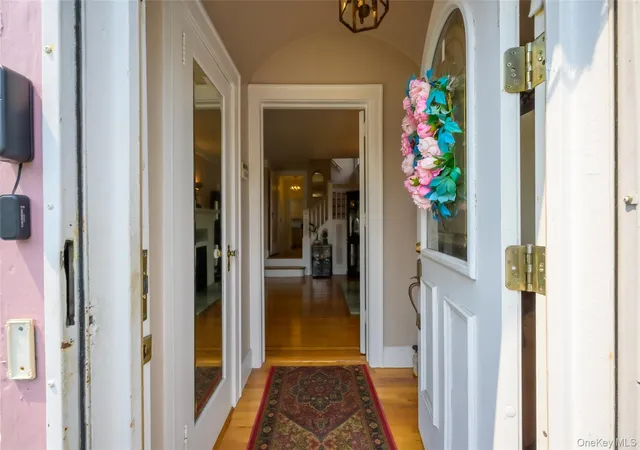 4th image of 270 Bedell Ter, Hempstead, NY 11552 | MLS# 1025901