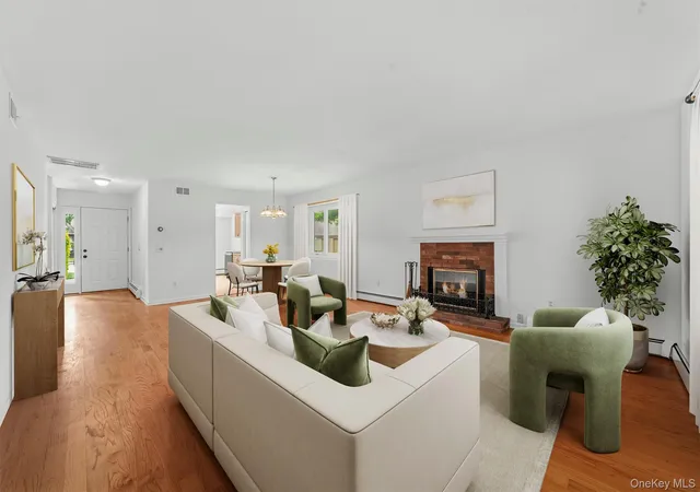 Listing Photo 3 - Condo for sale in building located at 101 Eagle Bay Dr, Ossining, NY 10562