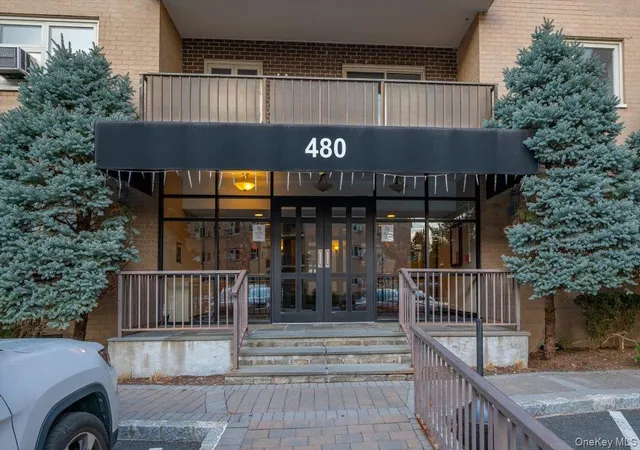 Photo 2 of Condo for sale at 480 Halstead Ave #5M, Harrison, NY 10528 | MLS# 1025913 | Listing updated on 2026-08-20