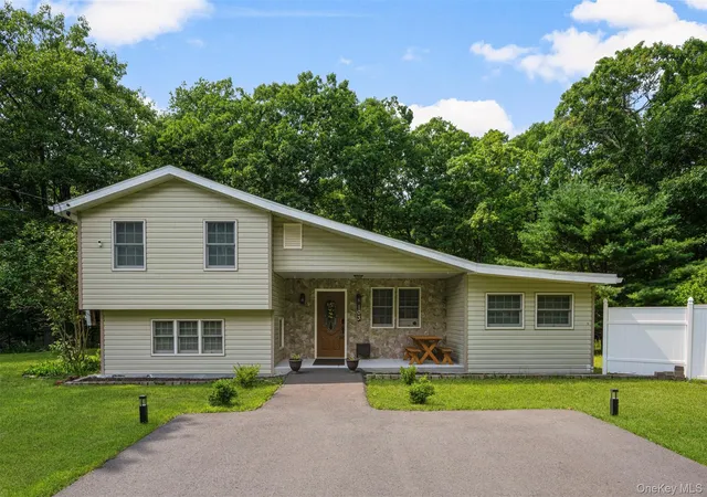 Photo 1 of Single family home for sale at 103 High Hl Rd, Athens, NY 12015 | MLS# 1025923 | Listing updated on 2026-09-01