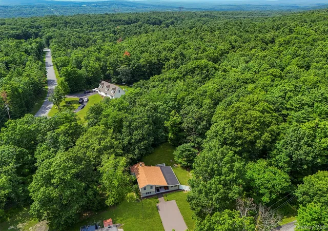 Photo 2 of Single family home for sale at 103 High Hl Rd, Athens, NY 12015 | MLS# 1025923 | Listing updated on 2026-09-01