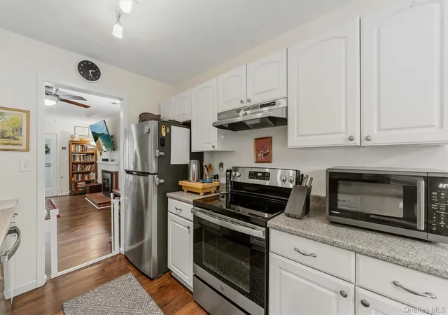 Photo 4 of Sale Pending at 181 Heritage Hills #F, Somers, NY 10589 | MLS# 1025943 | Listing updated on 2026-08-05