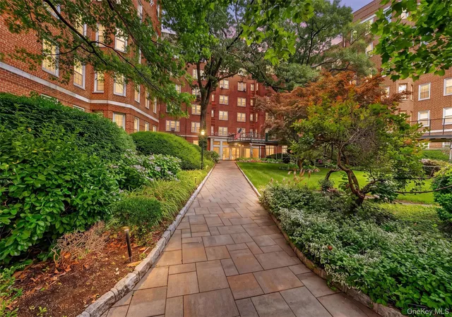 37th image of 949 Palmer Rd #5K, Bronxville, NY 10708 | MLS# 1025960