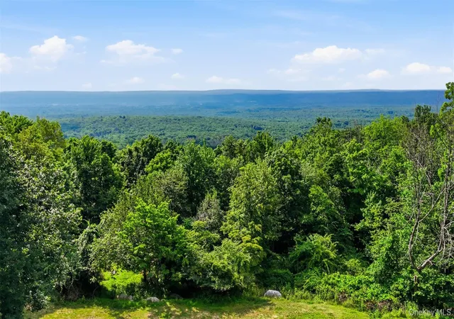 Photo 3 of Sale Pending at 340 Marl Rd, Shawangunk, NY 12566 | MLS# 1025966 | Listing updated on 2026-08-04
