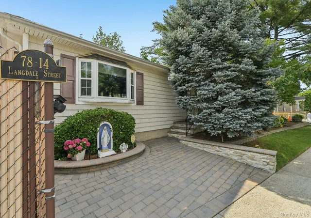 Photo 3 of Sale Pending at 7814 Langdale St, New York, NY 11040 | MLS# 1025984 | Listing updated on 2026-08-29
