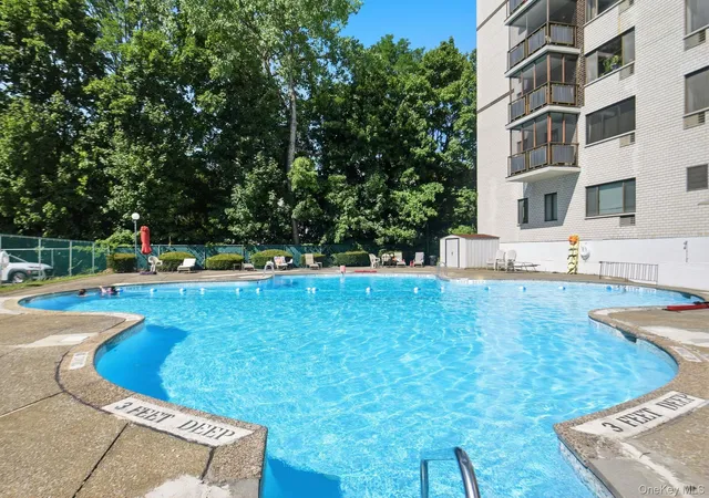 24th image of 160 Academy St #3P, Poughkeepsie, NY 12601 | MLS# 1026011