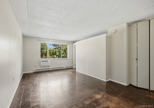 5th image of 160 Academy St #3P, Poughkeepsie, NY 12601 | MLS# 1026011