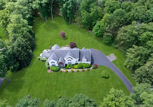 3rd image of 10 Adams Farm Rd, Somers, NY 10536 | MLS# 1026013