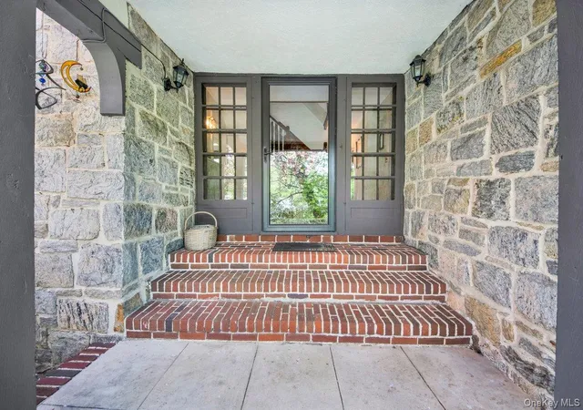 3rd image of 140 Westchester Ave, Tuckahoe, NY 10707 | MLS# 1026019