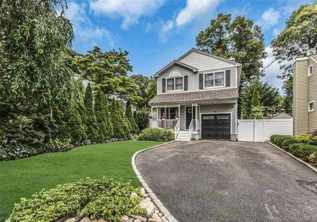 Photo 2 of Sale Pending at 63 Teed St, Huntington, NY 11746 | MLS# 1026031 | Listing updated on 2026-08-27