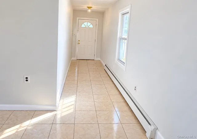 Photo 1 of Single family home for sale at 1519 Gillespie Ave, Bronx, NY 10461 | MLS# 1026036 | Listing updated on 2026-10-08