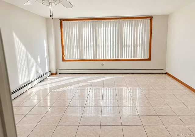 Photo 4 of Single family home for sale at 1519 Gillespie Ave, Bronx, NY 10461 | MLS# 1026036 | Listing updated on 2026-10-08