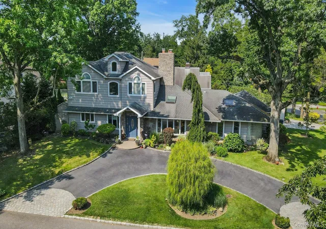 1st image of 18 Regent Pl, Roslyn, NY 11576 | MLS# 1026041