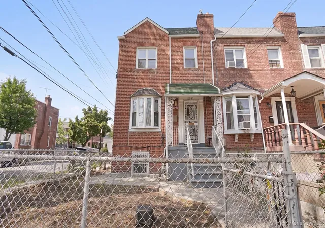 Photo 3 of Single family home for sale at 1051 Duncan St, New York, NY 10469 | MLS# 1026047 | Listing updated on 2026-08-30