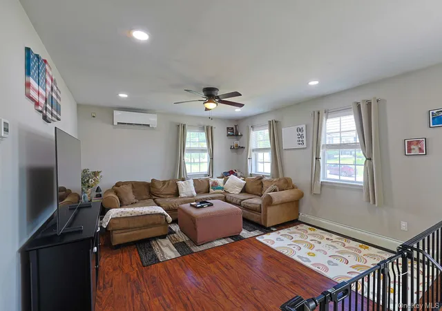 Photo 4 of Sale Pending at 3 Sharon Dr, Middletown, NY 10941 | MLS# 1026058 | Listing updated on 2026-08-26