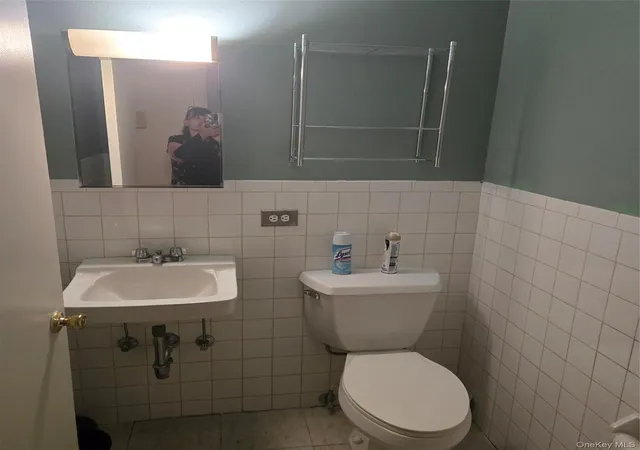 2nd image of 392 New Jersey Ave, Brooklyn, NY 11207