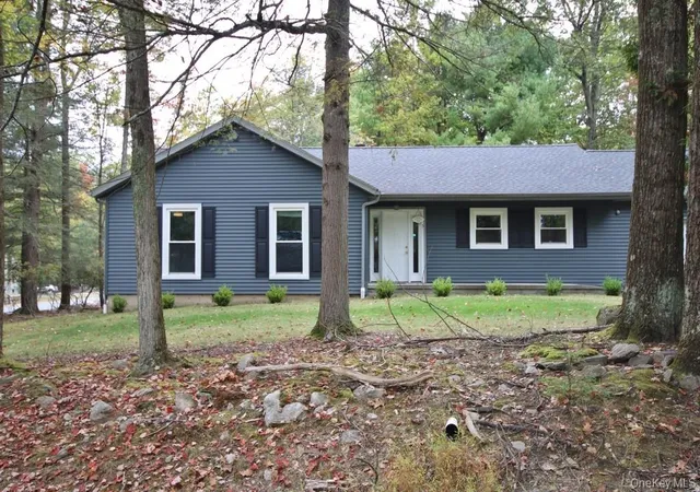 Homes for sale in Thompson, NY | 5 Drake Ln, Thompson, NY 12775 | MLS# 1026090