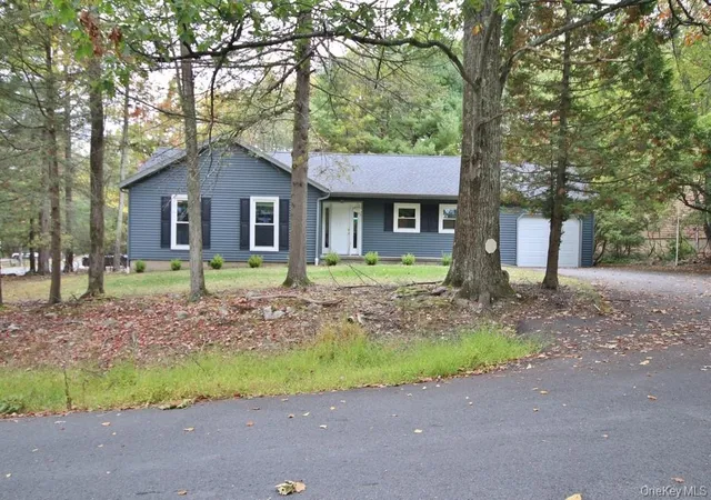 Homes for sale in Thompson, NY | 5 Drake Ln, Thompson, NY 12775 | MLS# 1026090