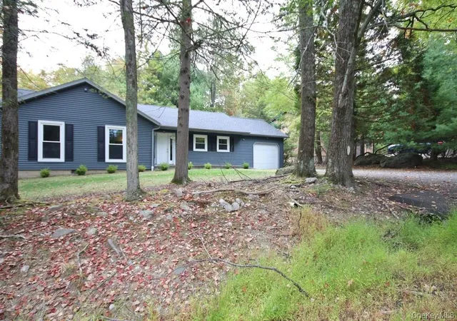 Homes for sale in Thompson, NY | 5 Drake Ln, Thompson, NY 12775 | MLS# 1026090