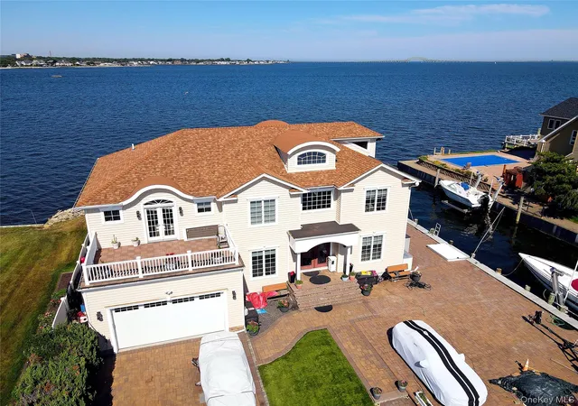 2nd image of 75 Yacht Club Rd, Babylon, NY 11702 | MLS# 1026094