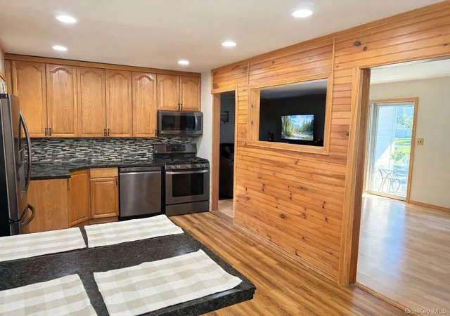 Photo 3 of Sale Pending at 22 Newtown Ave, Brookhaven, NY 11784 | MLS# 1026104 | Listing updated on 2026-08-06