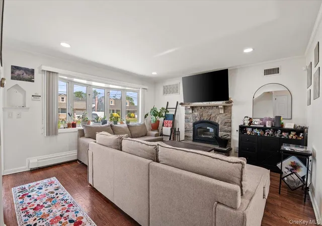 Photo 4 of Sale Pending at 1882 Byrd Dr, East Meadow, NY 11554 | MLS# 1026116 | Listing updated on 2026-08-12