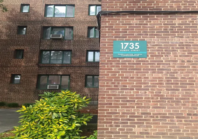 Photo 3 of Condo for sale at 1735 Purdy St #5A, Bronx, NY 10462 | MLS# 1026117 | Listing updated on 2026-07-17