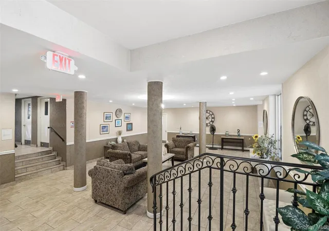2nd image of 101 Clinton Ave #3H, North Hempstead, NY 11501 | MLS# 1026120