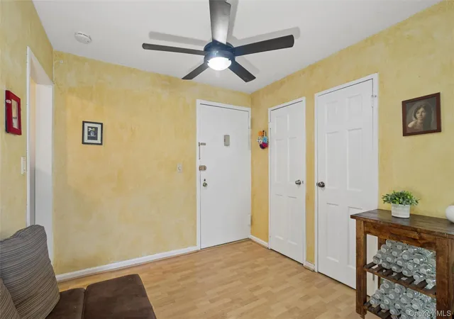 Photo 4 of Sale Pending at 101 Clinton Ave #3H, North Hempstead, NY 11501 | MLS# 1026120 | Listing updated on 2026-10-08