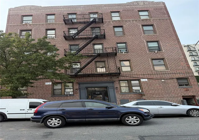 Photo 2 of Condo for sale at 1383 Plimpton Ave E #4C, Bronx, NY 10452 | MLS# 1026130 | Listing updated on 2026-07-15