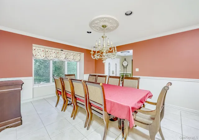 5th image of 17 Snowdrop Dr, Clarkstown, NY 10956 | MLS# 1026138
