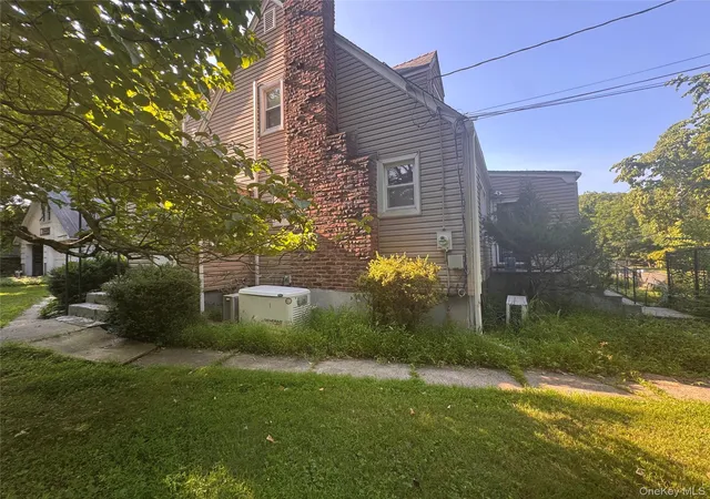 Homes for sale in Clarkstown, NY | 245 Zukor Rd, Clarkstown, NY 10956 | MLS# 1026153
