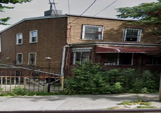 Single family home for sale at 3035 Albany Crescent, Bronx, NY 10463 | MLS# 1026155