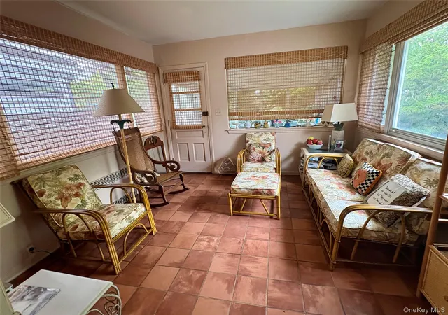 Photo 2 of Sale Pending at 421 W Beech St, Long Beach, NY 11561 | MLS# 1026160 | Listing updated on 2026-08-20