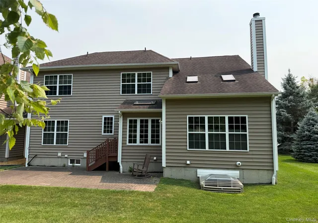 2nd image of 415 Vassar Pl, Fishkill, NY 12524 | MLS# 1026164