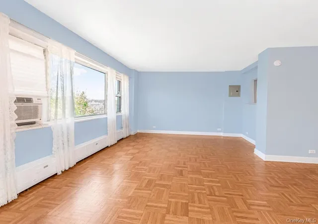 Photo 3 of House for sale at 2 Fordham Hl Oval #5B, Bronx, NY 10468 | MLS# 1026191 | Listing updated on 2026-09-03